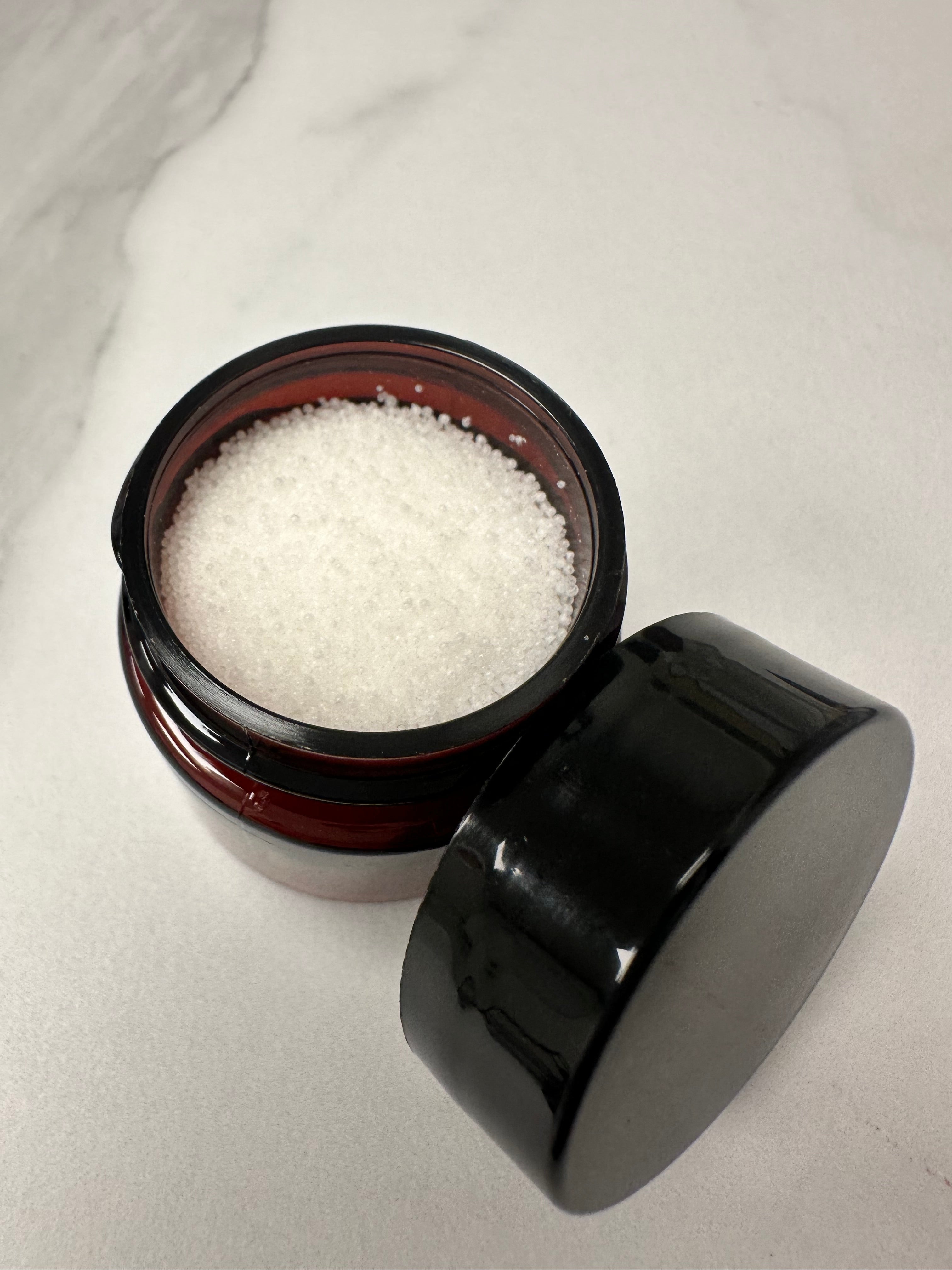 Exfoliating Jojoba beads (Eco-friendly)